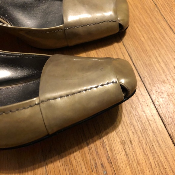 SOLD - Picture 3 of 6